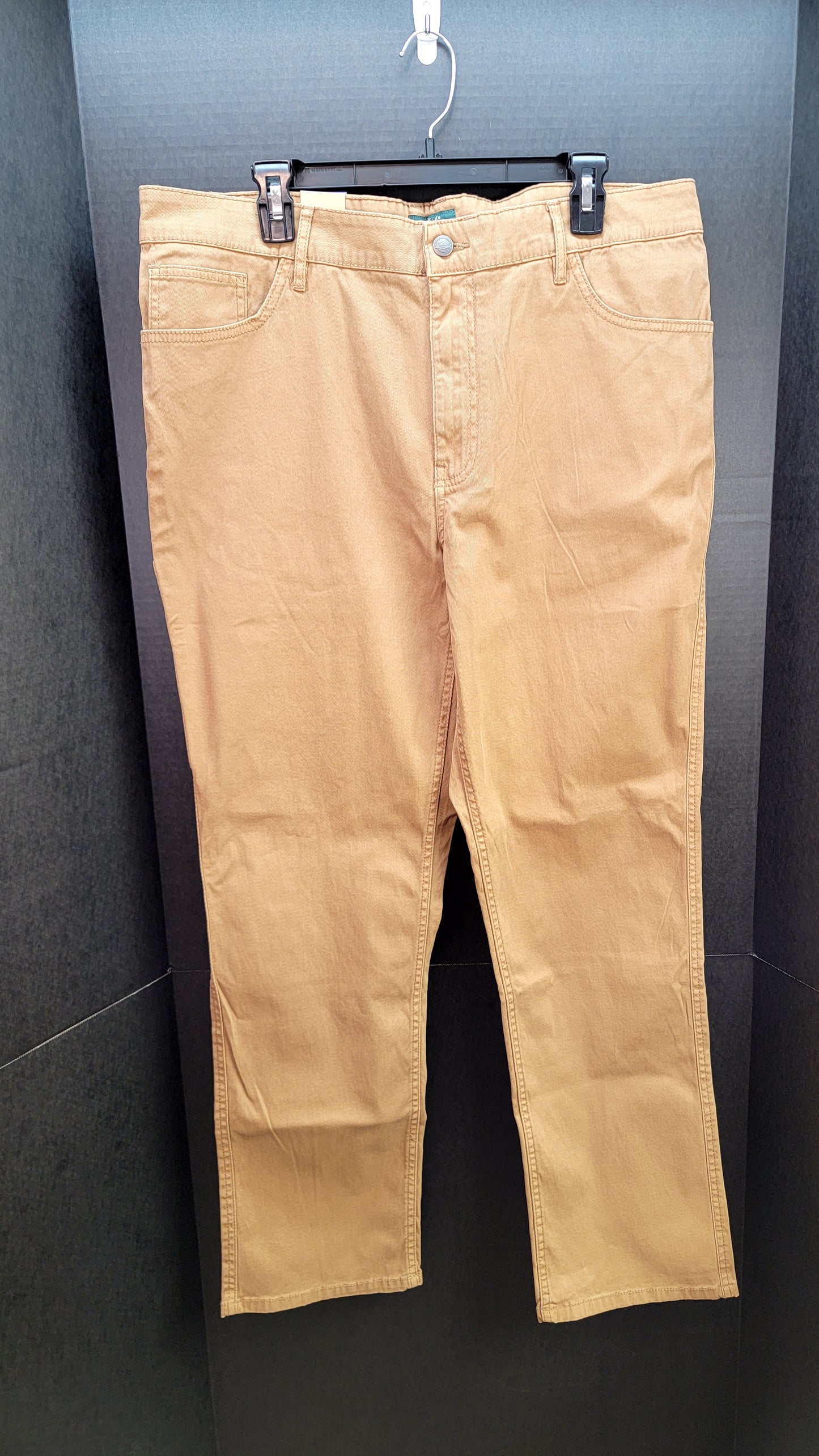 Woolrich Men's 5 Pocket Pant, Color Otter, Size 36X32 Retail $98.00 New with Tags