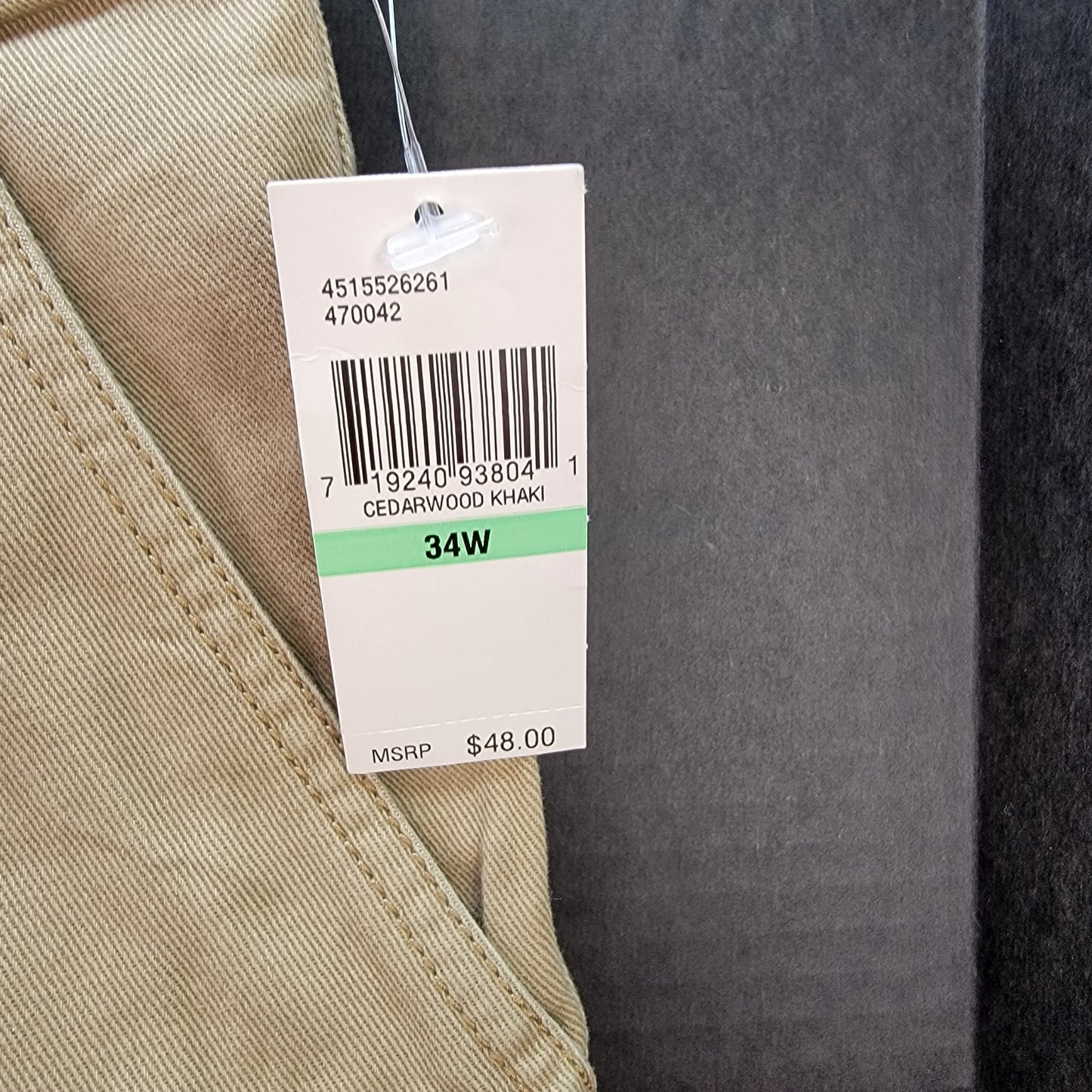 Izod Saltwater Men's Shorts Color Cedarwood Khaki Size 34 Retail $48