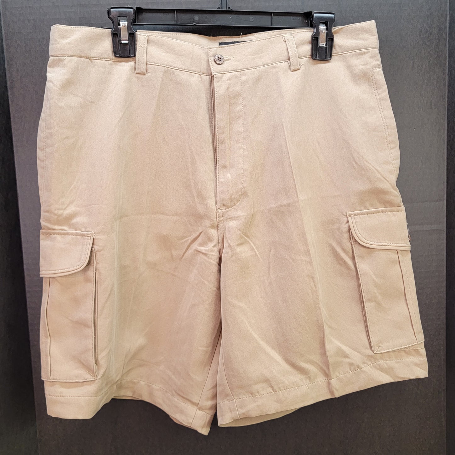 Bogari Men's Shorts Color: Khaki Size 36 Retail $59