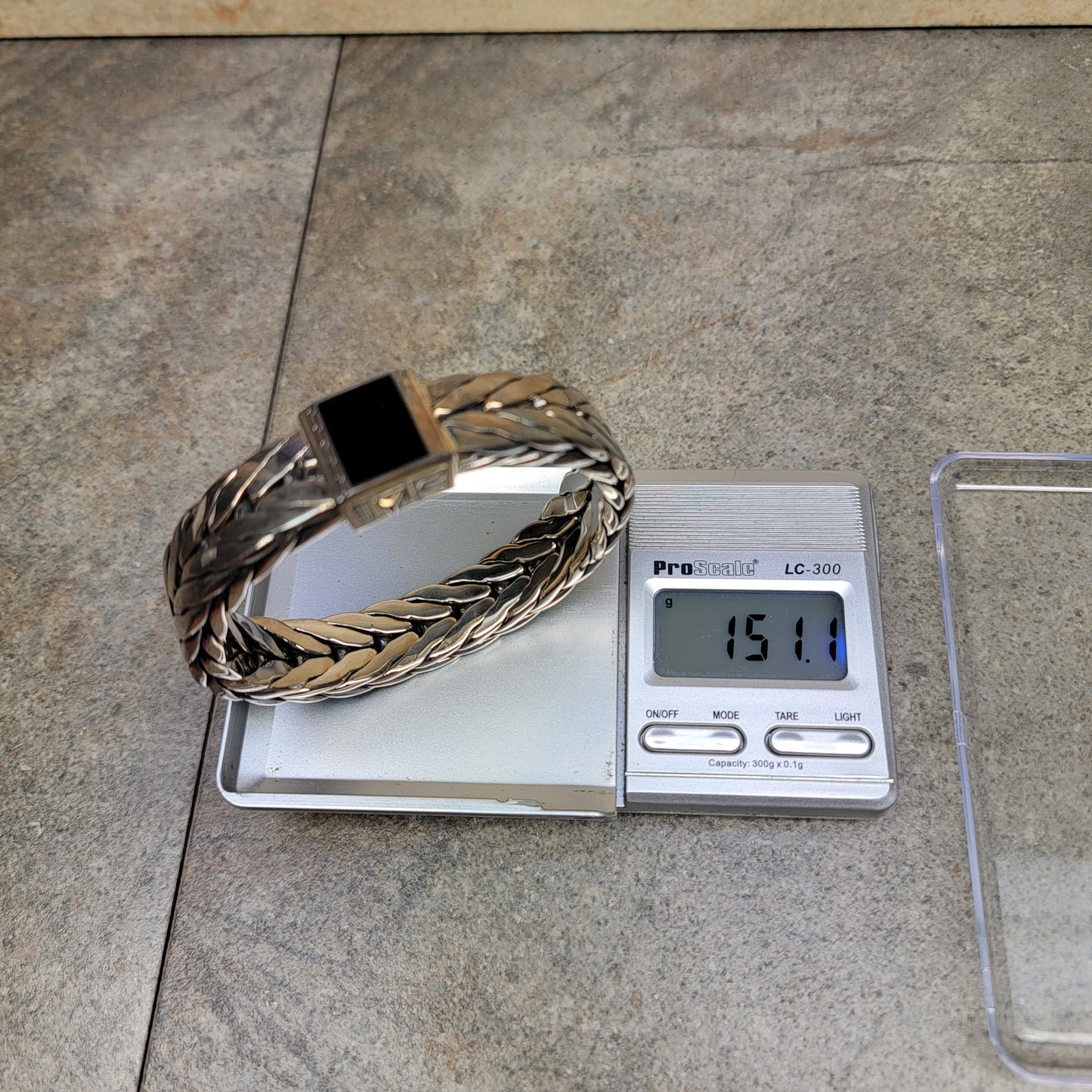 John Hardy Men's Classic Chain Onyx 925 Silver Bracelet - New with Box