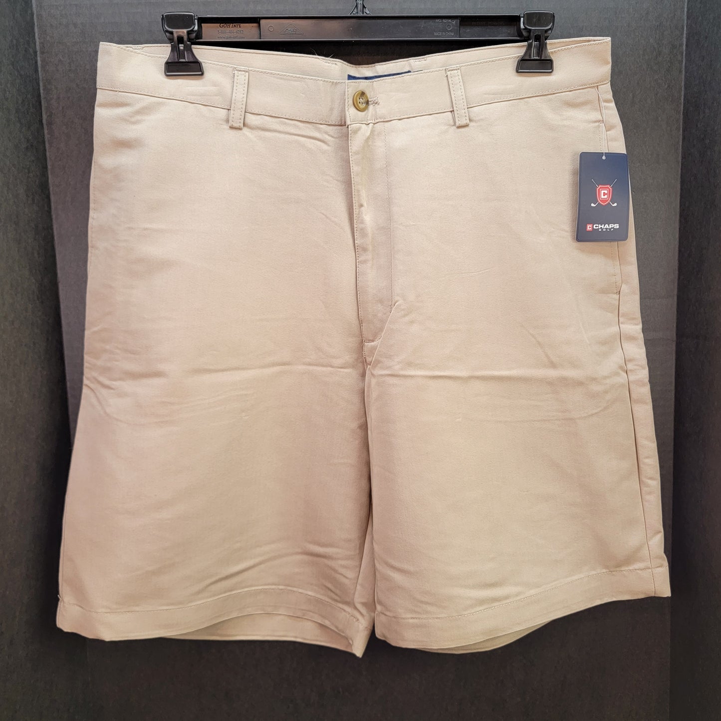 Chaps Men's Golf Shorts Tan Color Size 36 Retail $49.50