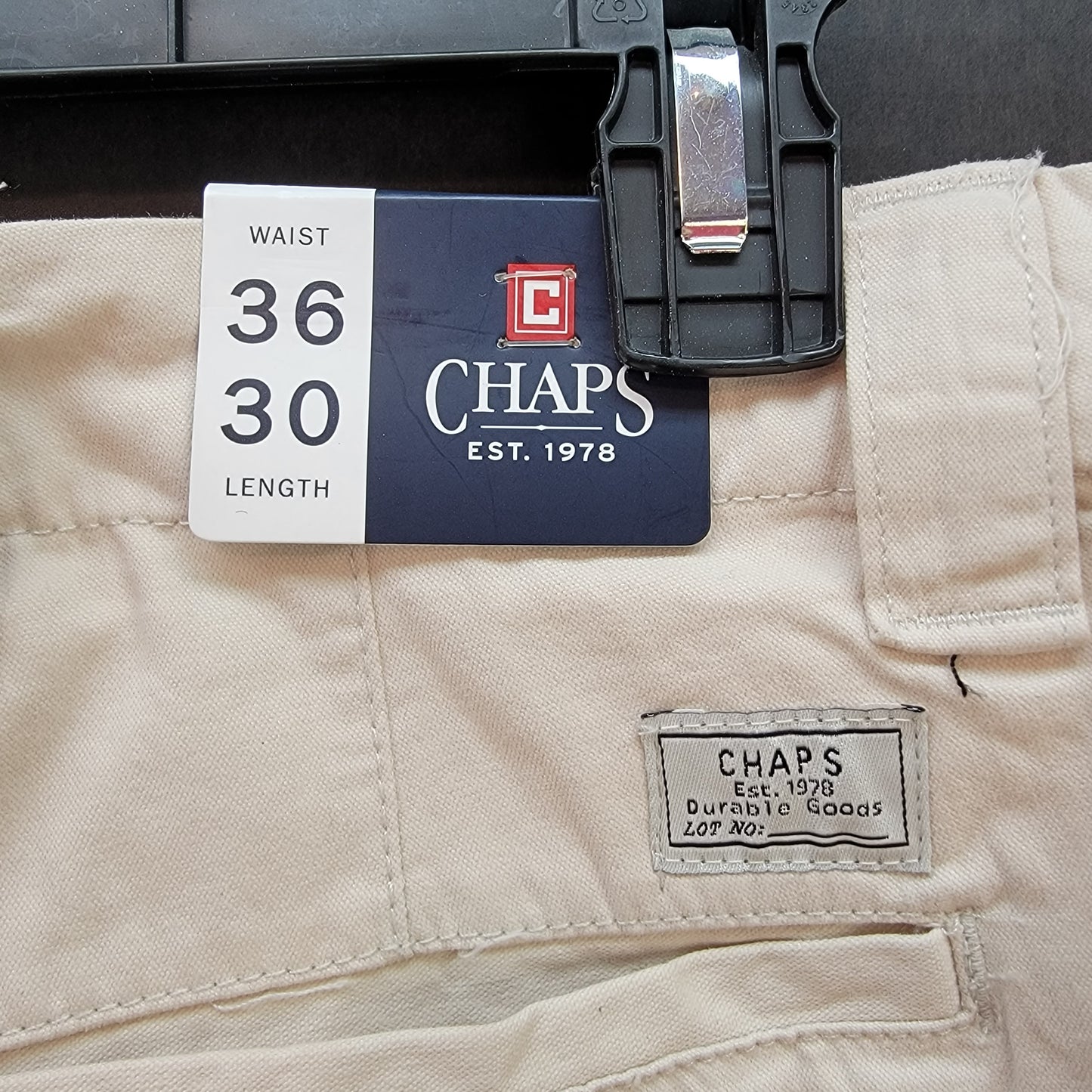 Chaps Men's Cargo Pants Color Khaki Size 36X30 Retail $60.00