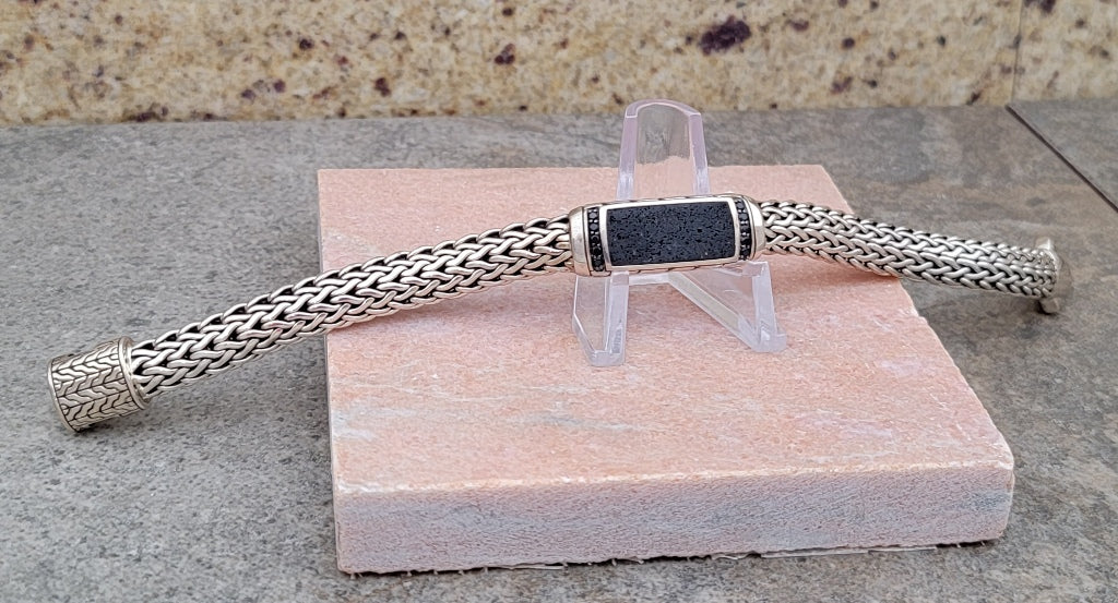 John Hardy Men's Medium Batu Sterling Silver Black Sapphire Lava Rock Chain Bracelet.